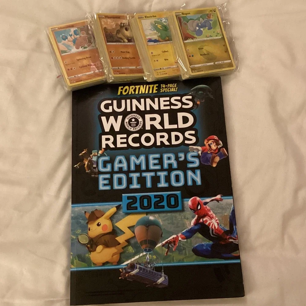 Guinness World Records Gamers Edition 2020 Fortnite Pokemon Book & Cards (200)